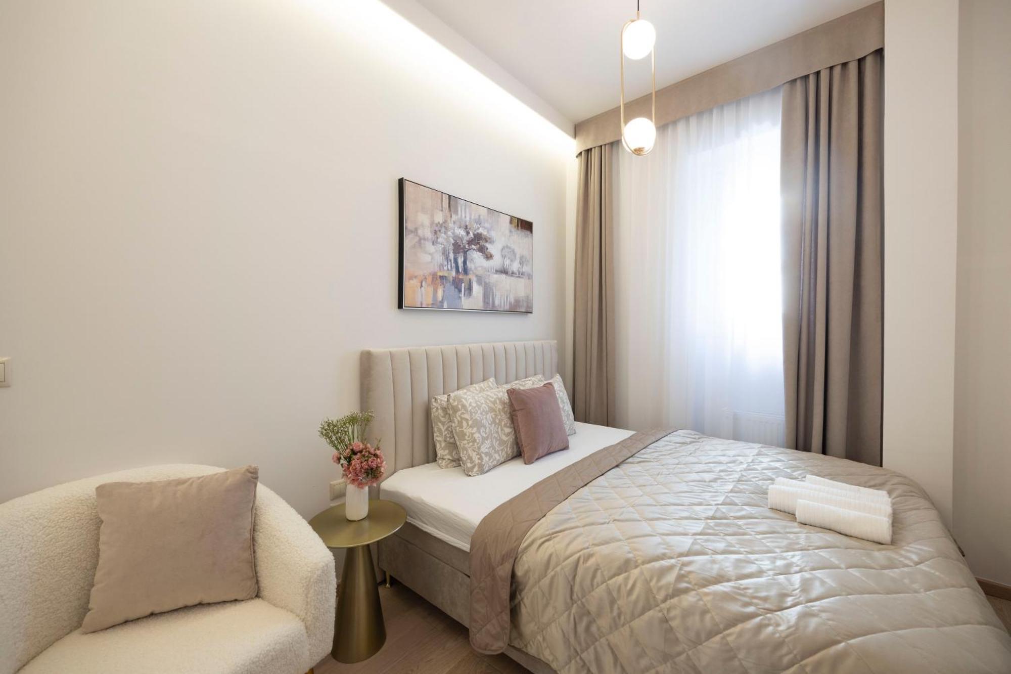 Luxurious W/ A Stunning View To The Basilica Apartament *