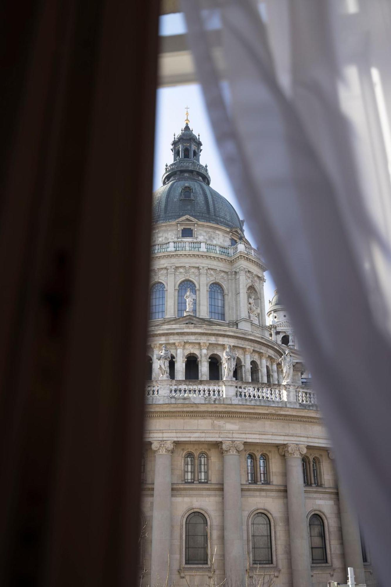 Luxurious W/ A Stunning View To The Basilica Apartament *